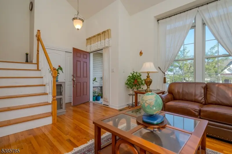 8 Comstock Ln, Montgomery, NJ 08558 - #3