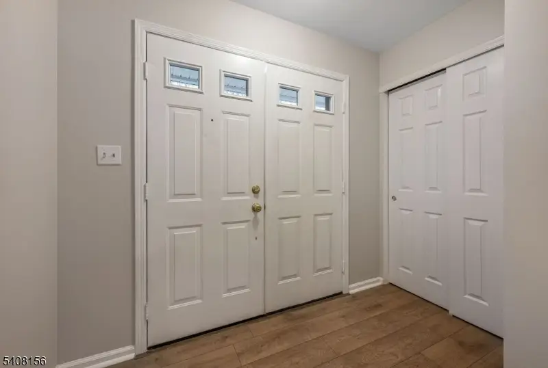 48 Hickory Way, Mount Arlington, NJ 07856 - #3