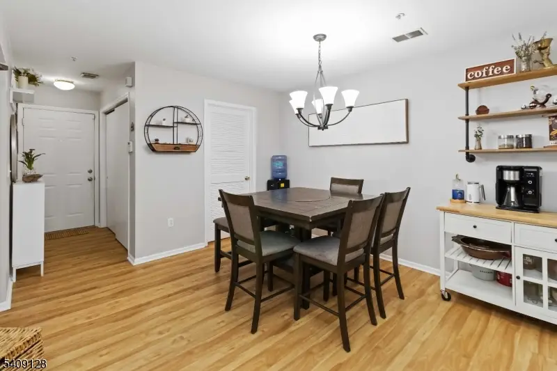 1625 King Ct, Dunellen, NJ 08812 - #3