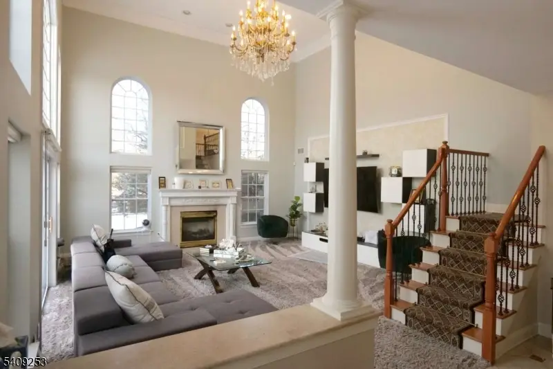 11 Valley Wood Dr, Franklin Township, NJ 08873 - #3