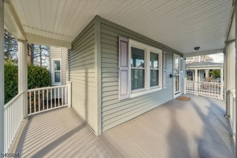 15 N Hillside Ave, Chatham, NJ 08928 - #3