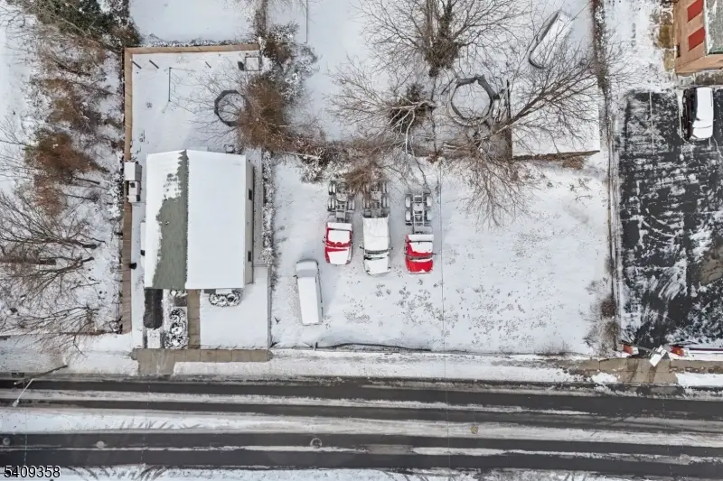 27 Oakwood Ave, Orange, NJ 07050 - #3