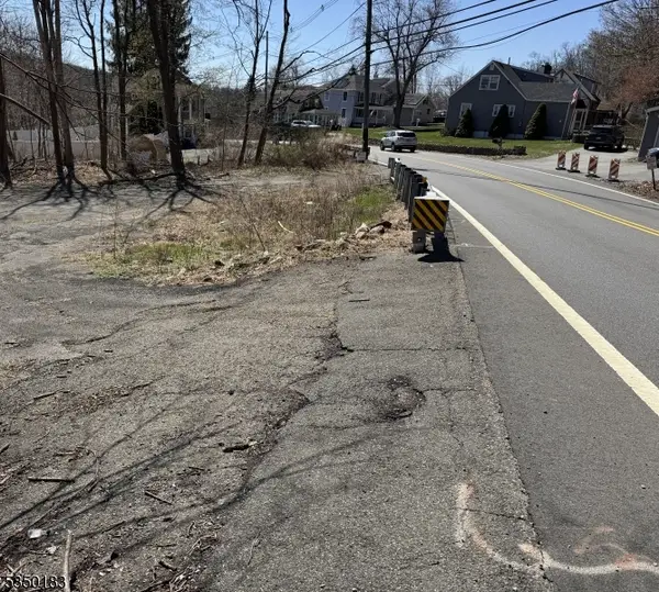 280 Espanong Rd, Jefferson Twp., NJ 07849