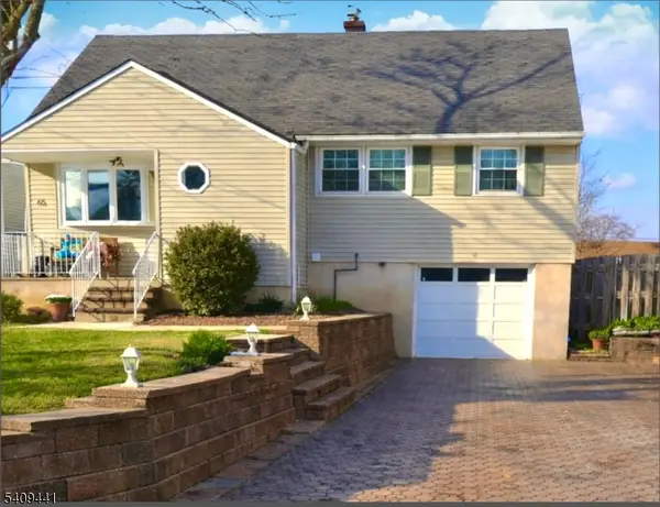 65 Mercer St, Metuchen Boro, NJ 08840