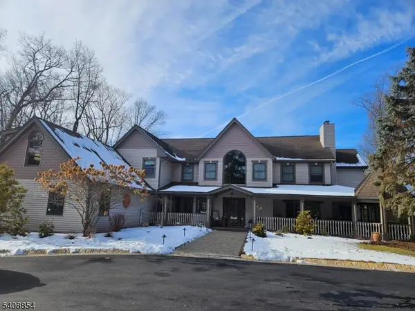 285 Chestnut Ridge Rd, Woodcliff Lake Boro, NJ 07677