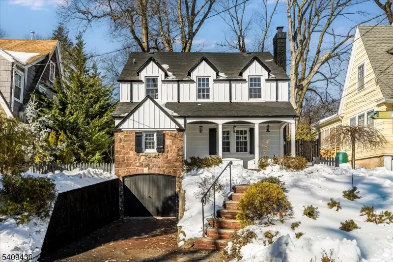 27 Oakridge Rd, West Orange, NJ 07052 - Image #2