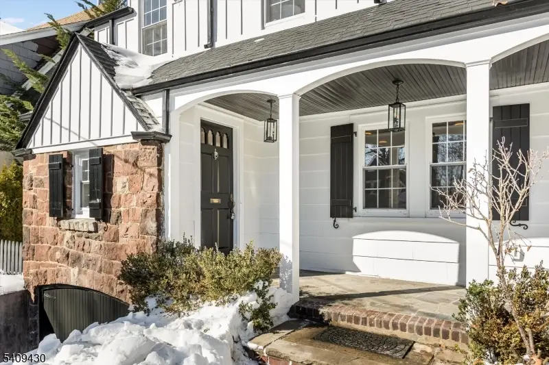 27 Oakridge Rd, West Orange, NJ 07052 - Image #3