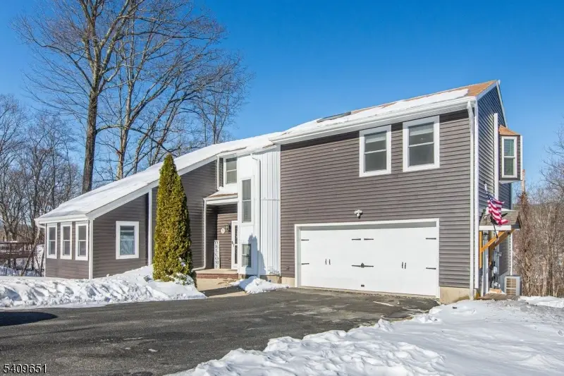 15 Sachem Rd, Lake Hopatcong, NJ 07849 - #2