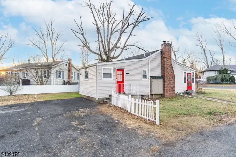 310 Boulevard Dr, Wayne, NJ 07470 - #1