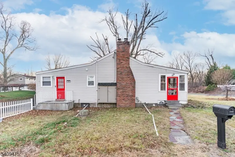 310 Boulevard Dr, Wayne, NJ 07470 - #2