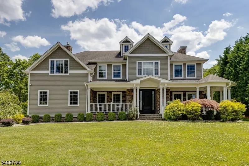 19 Carol Rd, Westfield, NJ 07090 - #1