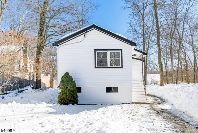 319 Tulsa Trl, Hopatcong, NJ 07843 - #1