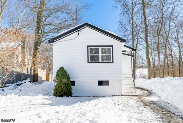 319 Tulsa Trl, Hopatcong Boro, NJ 07843