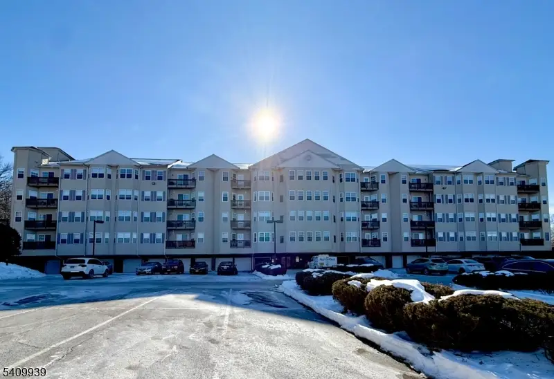 375 Rifle Camp Rd #307, Woodland Park, NJ 07424 - #2