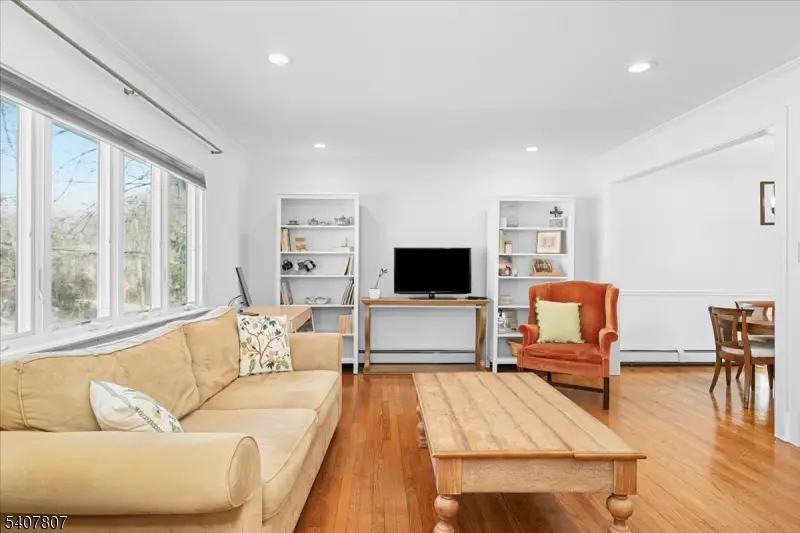 25 Dellwood Ave, Morris, NJ 07960 - Image #2