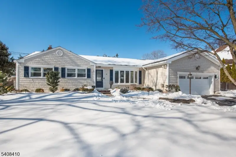 9 Robert Dr, East Hanover, NJ 07936 - #1