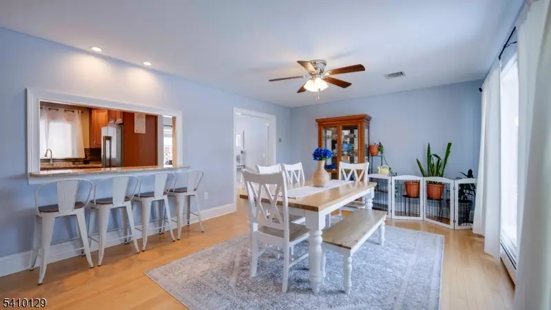 2 Center St, Holland, NJ 08848 - #3