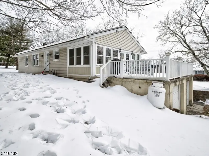 125 Hillcrest Dr, Milford, NJ 08848 - #2