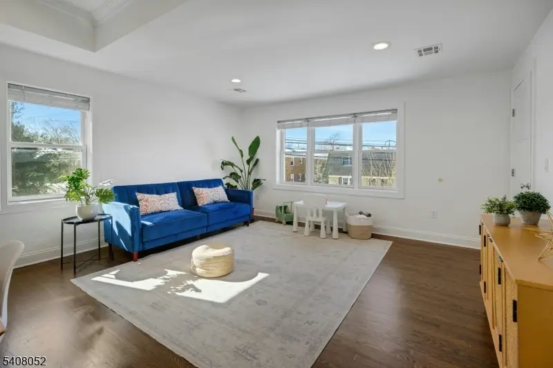 270 Main St #D, Millburn, NJ 07041 - #3