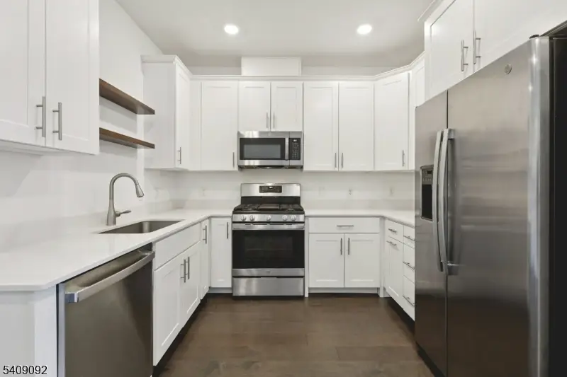 379 Main St, Singac, NJ 07424 - Image #3