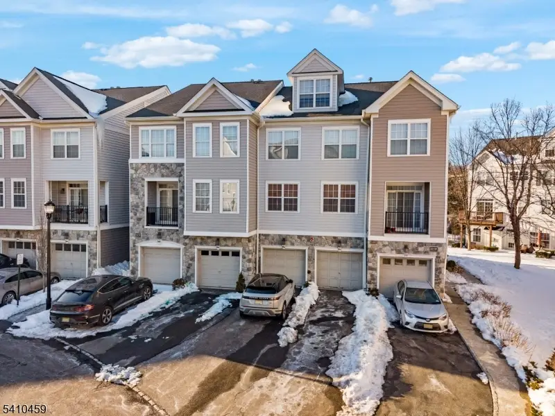 154 George Russell Way, Clifton, NJ 07013 - Image #1