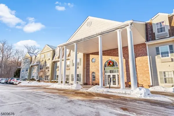 1202 Richmond Rd #202, West Milford Twp., NJ 07480