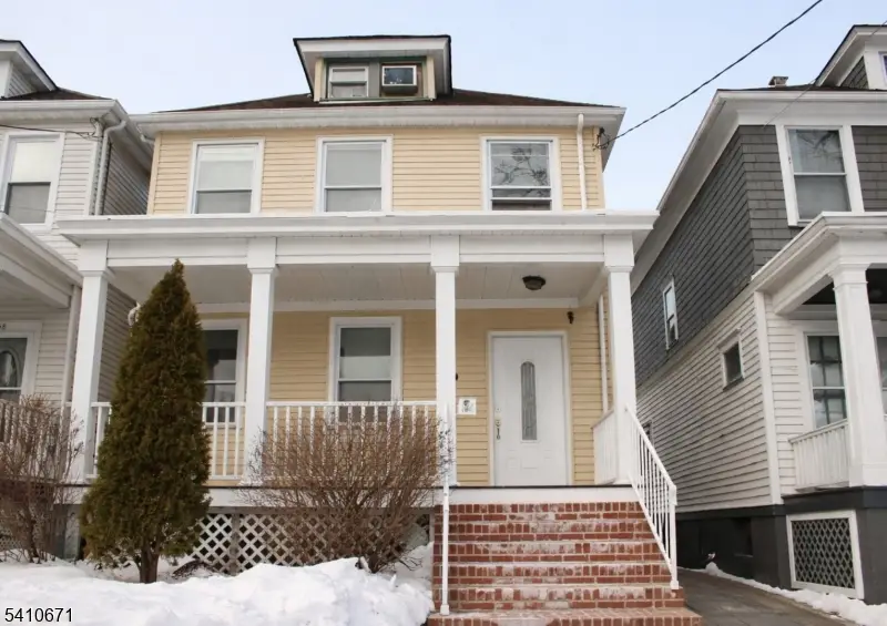 556 Compton Ave, Perth Amboy, NJ 08861 - #1