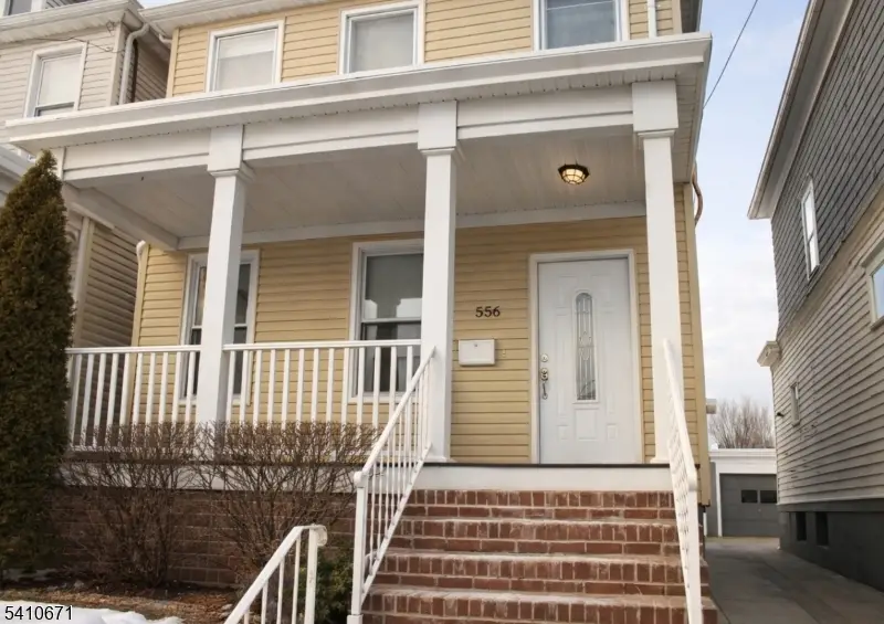 556 Compton Ave, Perth Amboy, NJ 08861 - #2