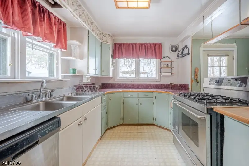 782 Uniontown Rd, Lopatcong, NJ 08865 - #3