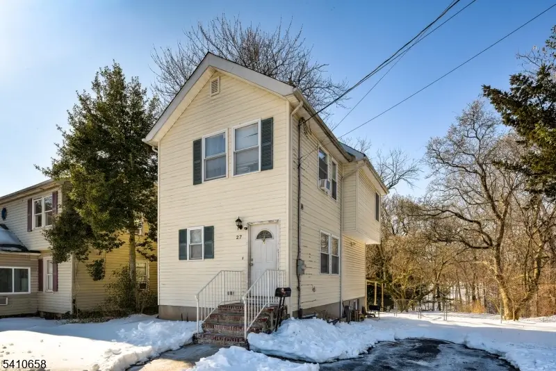 27 Newell Ave, New Brunswick, NJ 08901 - #1
