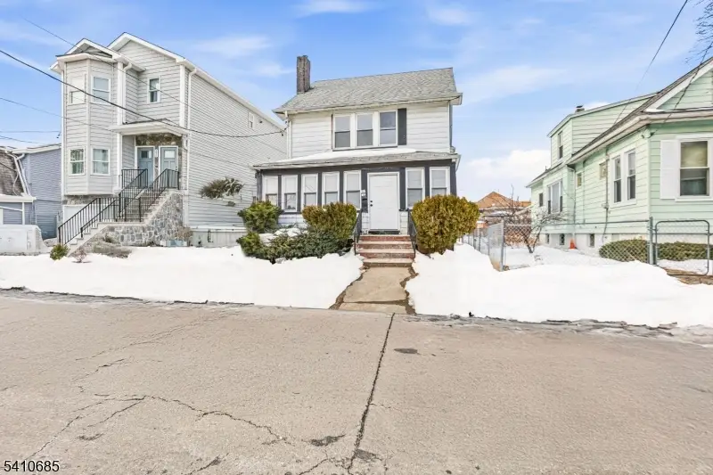 338 E 19th St, Paterson, NJ 07524 - #2