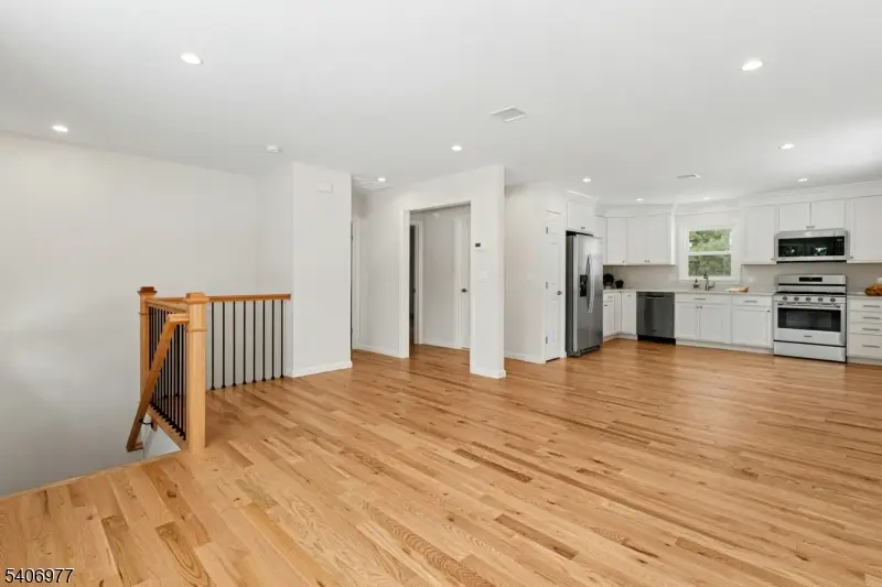 45 Kempshall Ter, Fanwood, NJ 07023 - #3