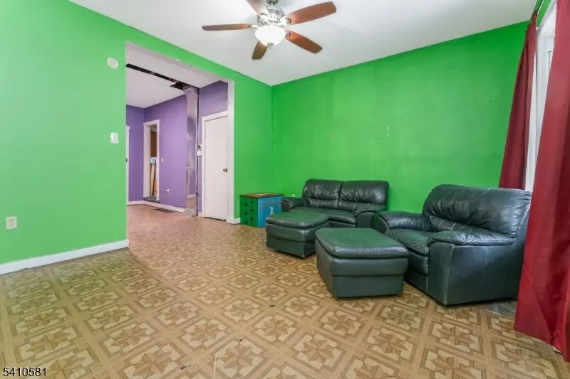 12 Brainard St, Phillipsburg, NJ 08865 - #3