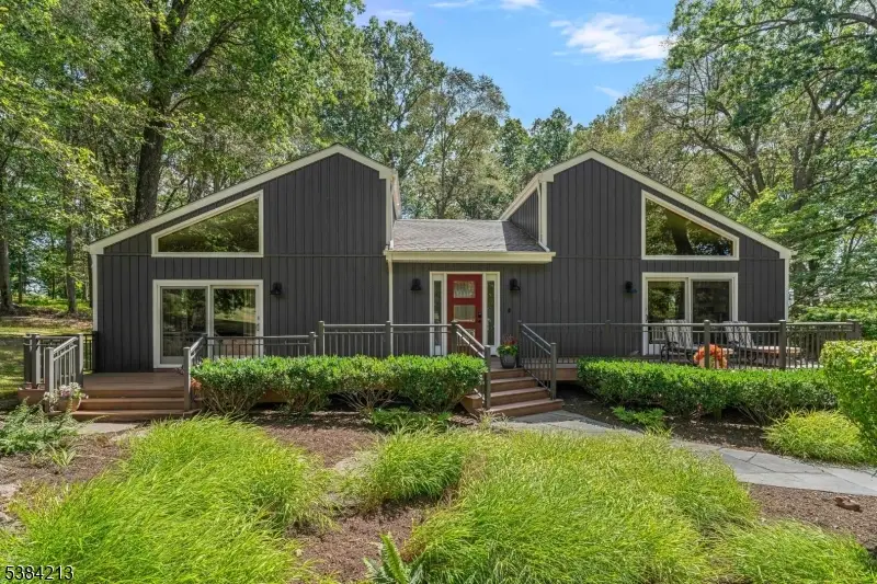 1 Fawn Ridge Rd, Clinton, NJ 08833 - #1