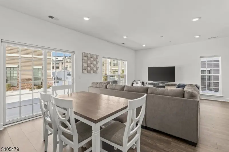 48 Harvest Way, Little Falls, NJ 07424 - #3