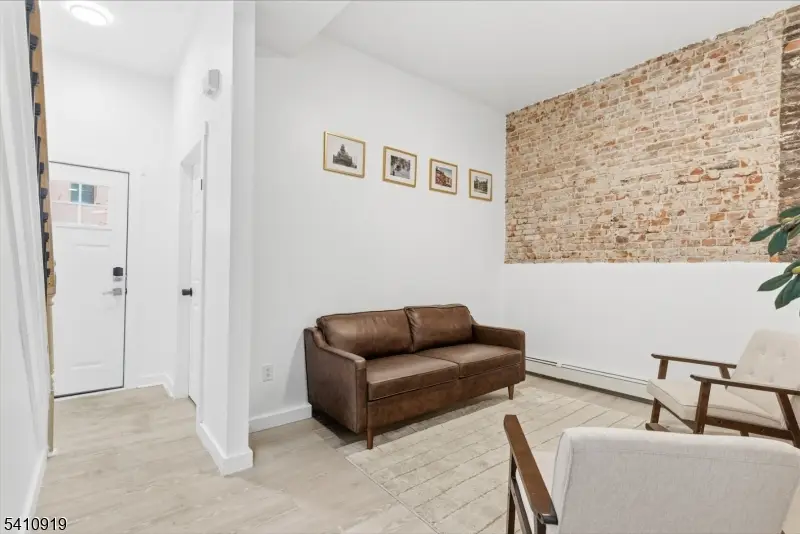 295 Dr Mlk Blvd, Newark, NJ 07102 - #2