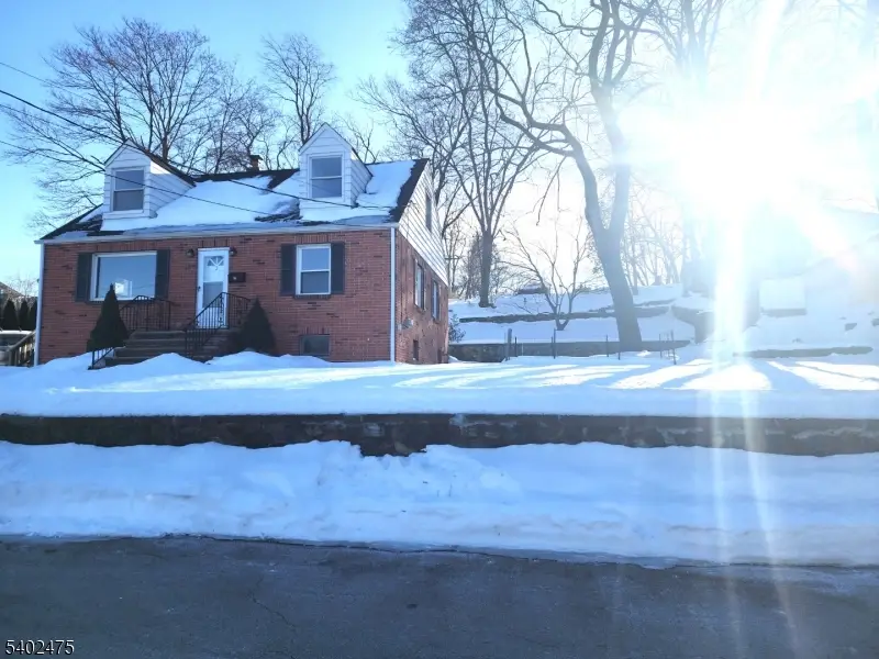 2 Cook St, Butler, NJ 07405 - #3