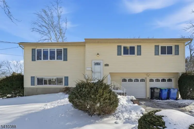 9 Atlantic Rd, Franklin Township, NJ 08873 - #1