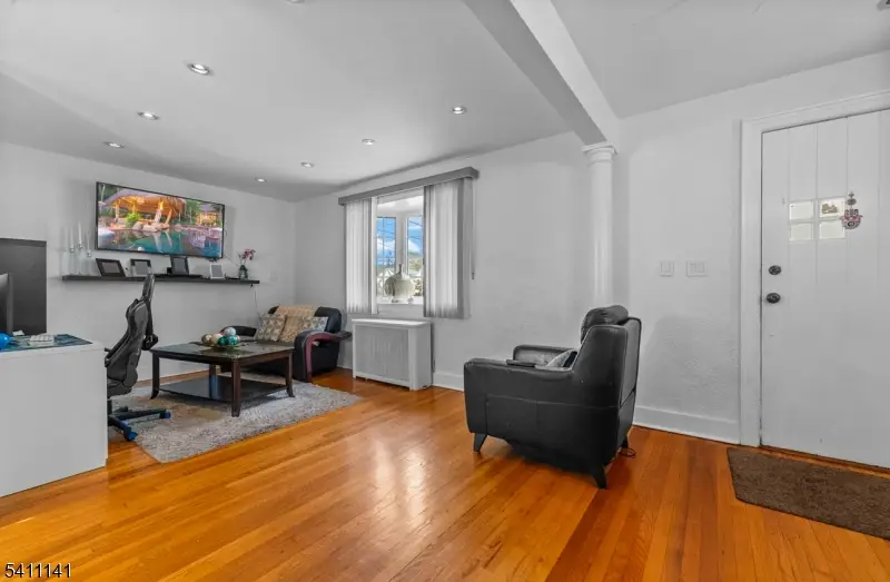 288 Sussex Rd, Wood Ridge, NJ 07075 - #3