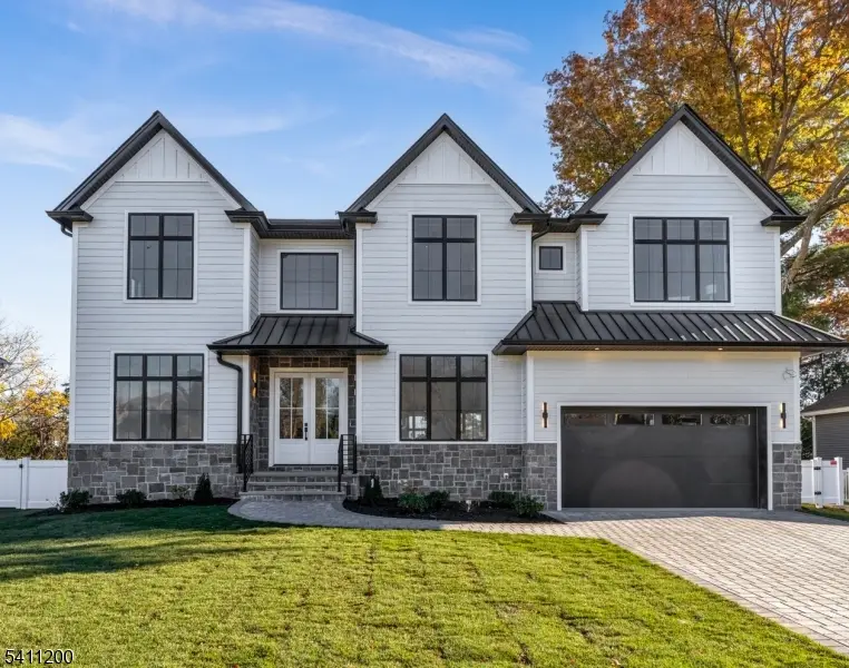 11 Garvey Pl, Glen Rock, NJ 07452 - #1