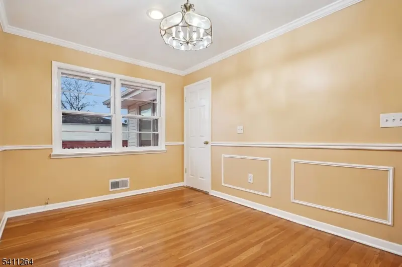 14 Mellon Ave, Pleasantdale, NJ 07052 - #3