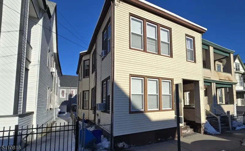 190 Columbia Ave, Passaic, NJ 07055 - #1