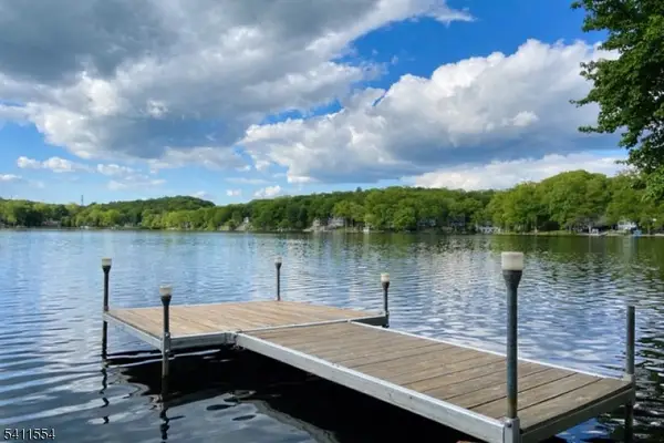 1 Beaver Ter, Jefferson Twp., NJ 07849