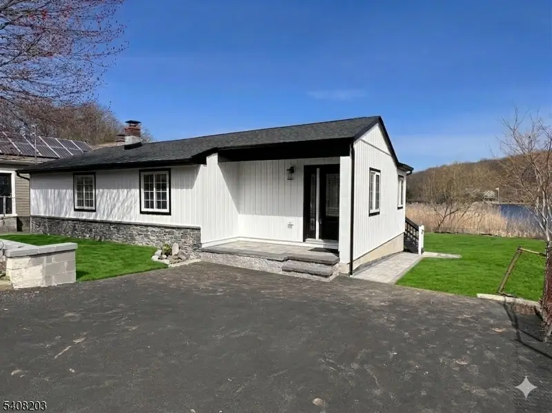 502 Otterhole Rd, West Milford, NJ 07480 - #1