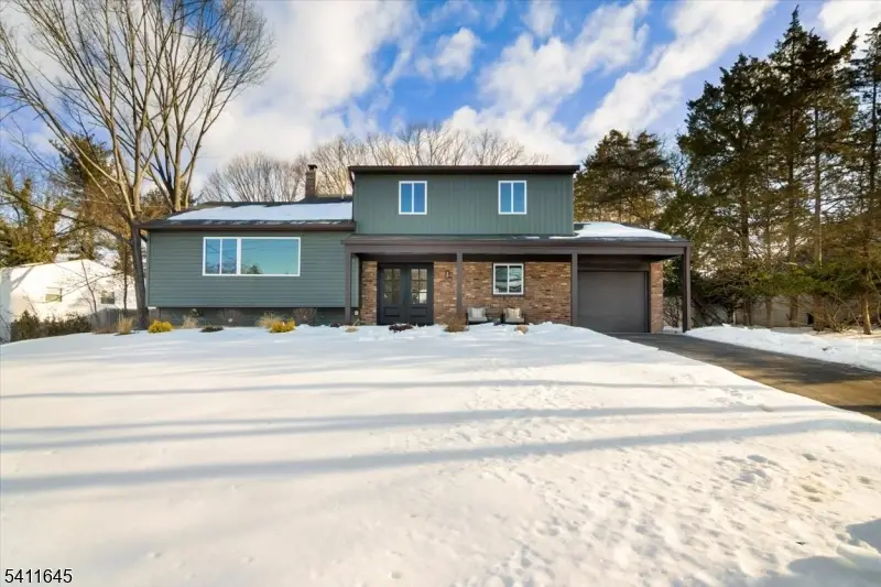 62 Drake Rd, Franklin, NJ 08873 - #1