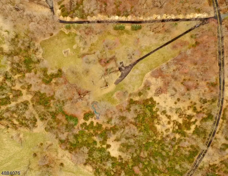 20 Dryden Rd, Bernardsville, NJ 07924 - #1