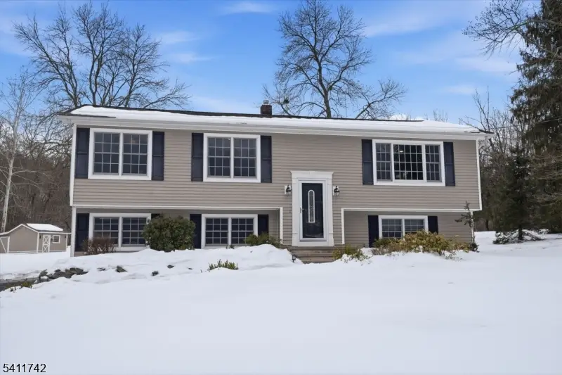 521 Cokesbury Rd, Annandale, NJ 08801 - #1