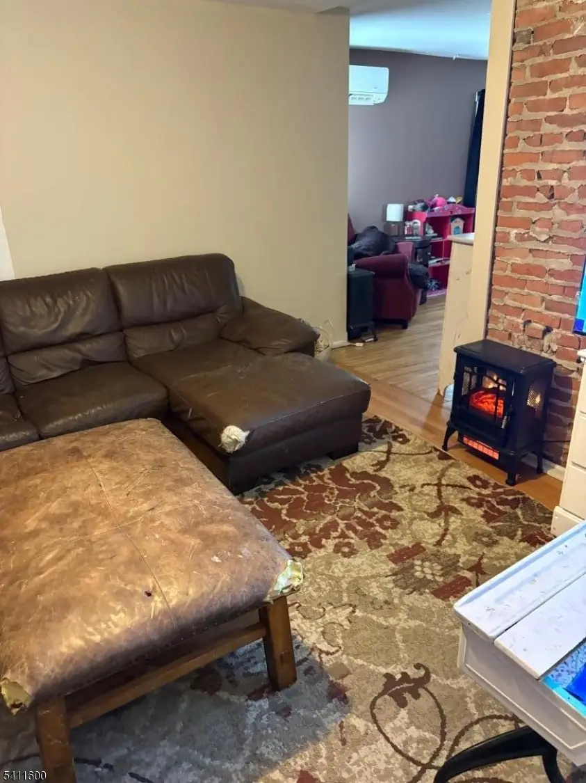 6 Madison St, Newton, NJ 07830 - #3