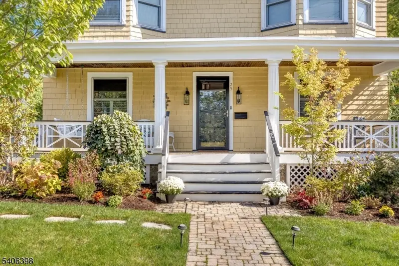 25 Ridgewood Ter, Maplewood, NJ 07040 - #2