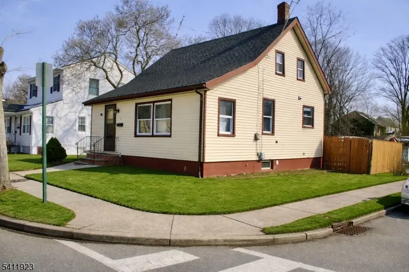 17-19 Dupont St, North Plainfield, NJ 07060 - #2